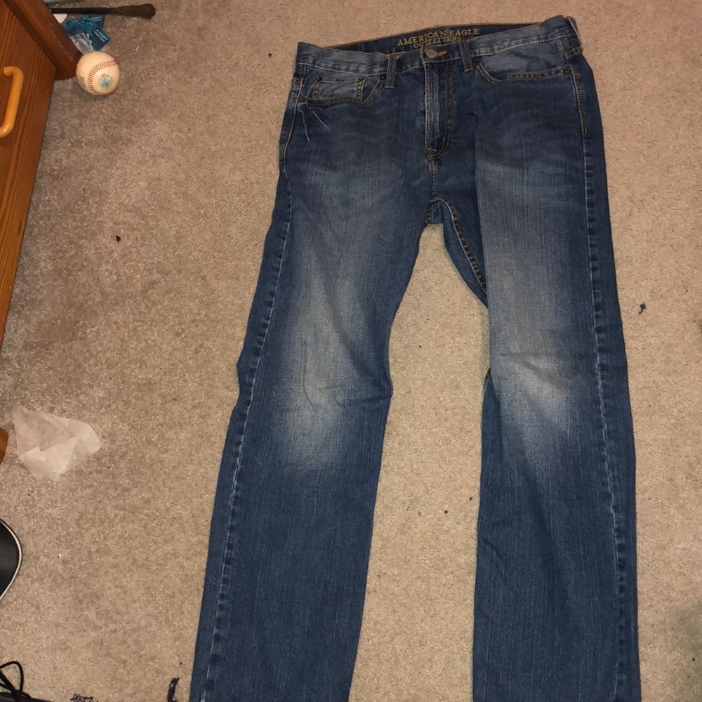American Eagle Men’s Relaxed Straight Jeans